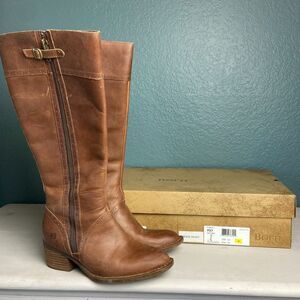 NIB Born Poly Leather Riding Boots Wide Shaft Distressed/Cookie Dough SZ 8.5